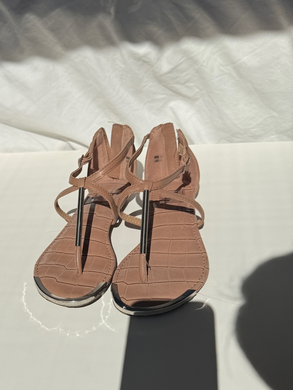 Dolce Vita Strappy T-Strap Sandals in tan